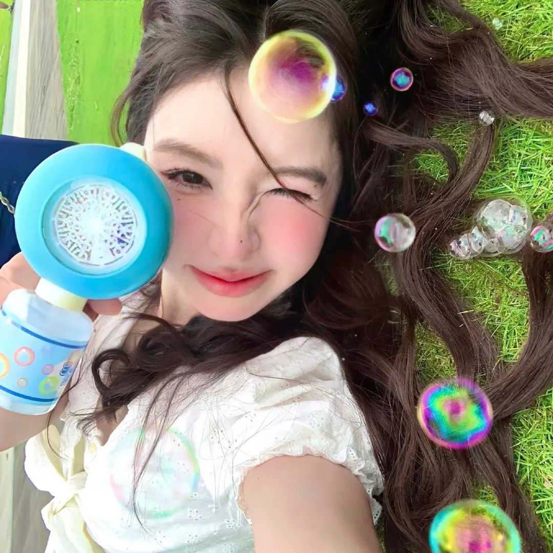 哥斯拉对美加洛
